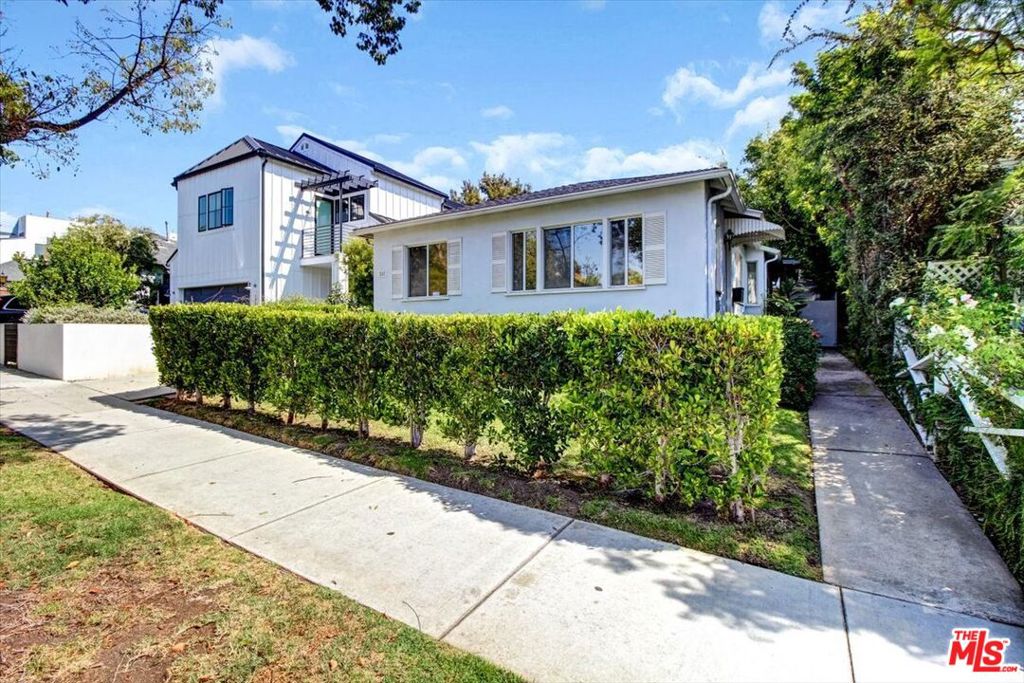 1057 17Th Street #rear