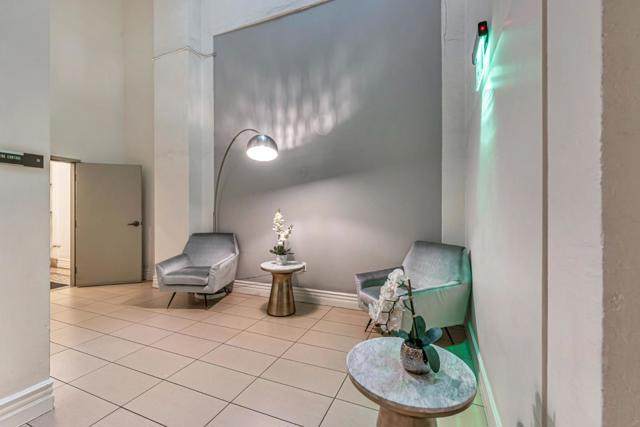 416 S Spring Street, Los Angeles CA: https://media.crmls.org/mediaz/857439e8-8ad9-4619-a999-bde0c4ffa383.jpg