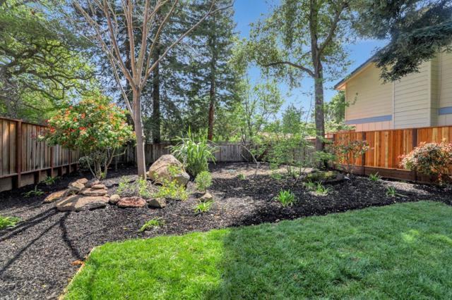 546 9th Avenue, Menlo Park CA: https://media.crmls.org/mediaz/85743dde-e82f-4d10-aedf-70fe5931f74a.jpg