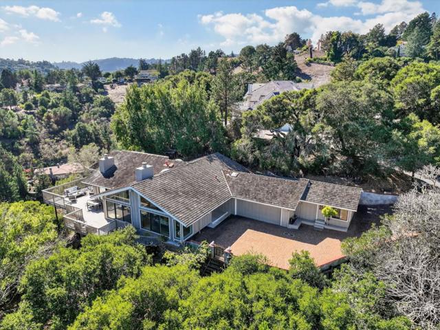 30 Bluebell Lane, Hillsborough CA: https://media.crmls.org/mediaz/8574d7a8-8b90-4f56-a890-c4310977fefb.jpg
