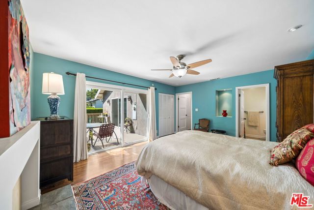 4942 Stern Avenue photo 32