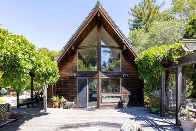 994 Laurel Grove Drive, Soquel CA: https://media.crmls.org/mediaz/8576c660-8cea-4aac-ae50-466ae7587511.jpg