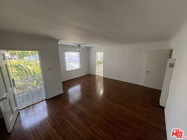 4225 Campbell Drive, Los Angeles CA: https://media.crmls.org/mediaz/85770aff-320e-4408-adcc-2d2024649bf4.jpg