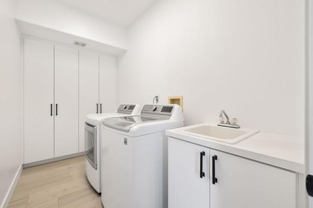 Image 47 of 48 For 43875 Milan Court