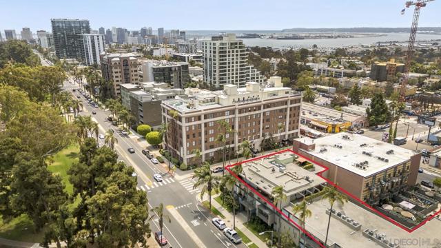 3200 6Th Ave, San Diego CA: https://media.crmls.org/mediaz/8577dd1e-d839-41f5-8182-8c7003f6359e.jpg