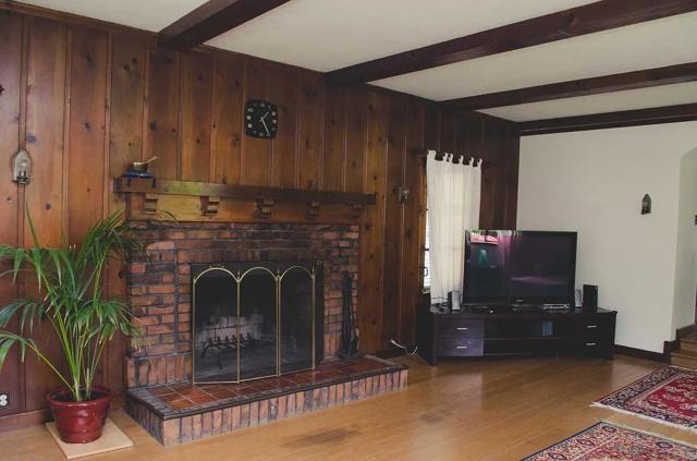 1321 Webster Street, Palo Alto CA: https://media.crmls.org/mediaz/8577f55d-ca2f-4007-b25d-06b2657c5ec3.jpg
