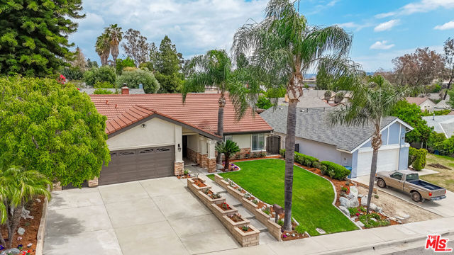 222 Calle Descanso, Walnut CA: https://media.crmls.org/mediaz/85784934-c533-4d85-9b5a-544999c73ce4.jpg