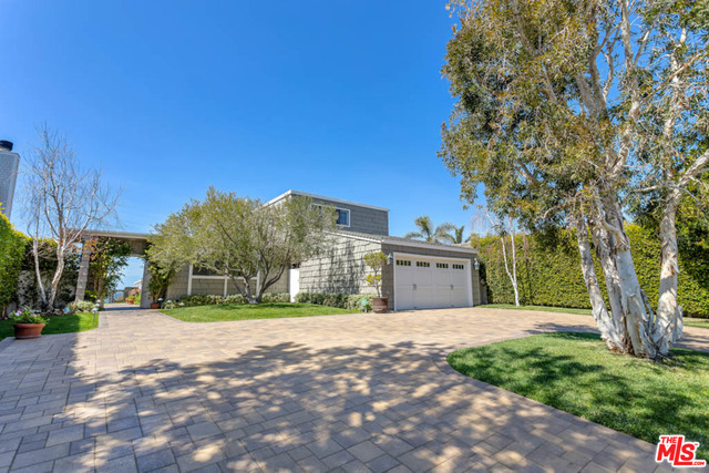 6439 Surfside Way photo 5