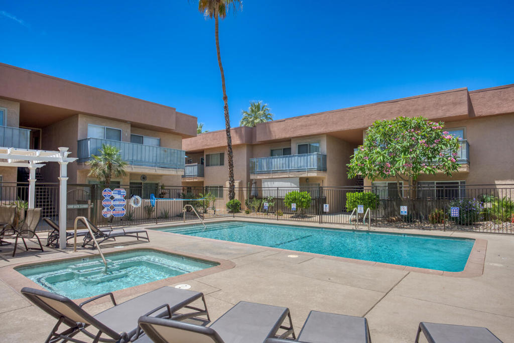400 N Sunrise Way #220