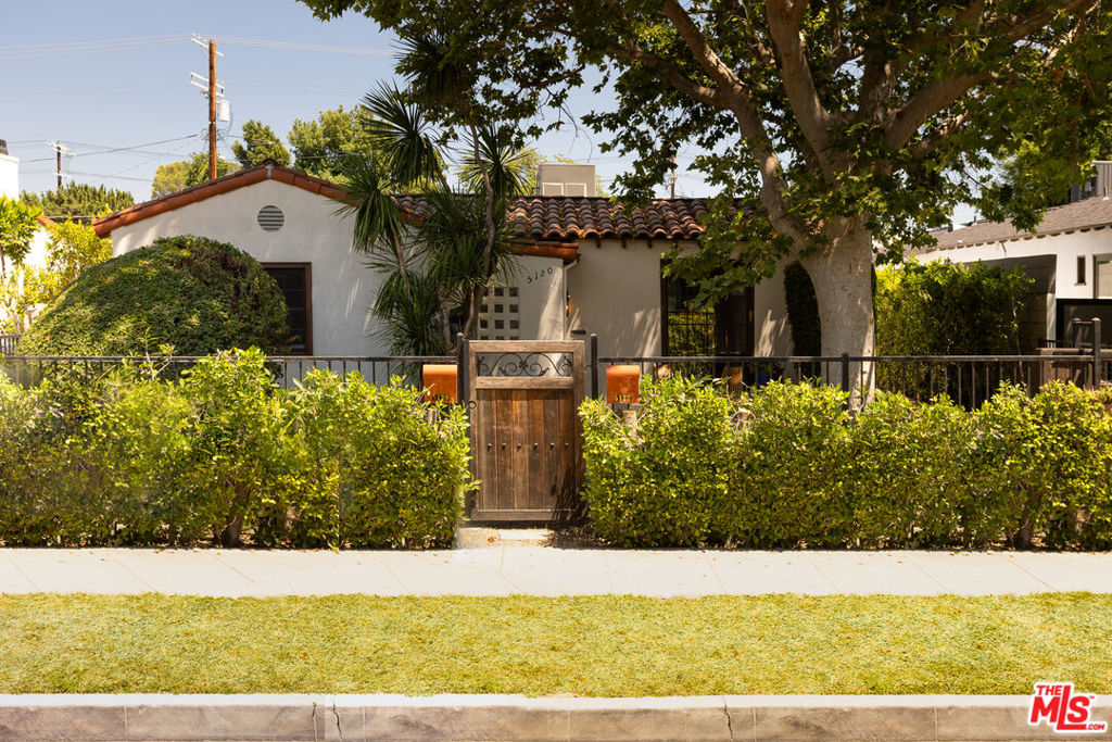 5120 Willowcrest Avenue