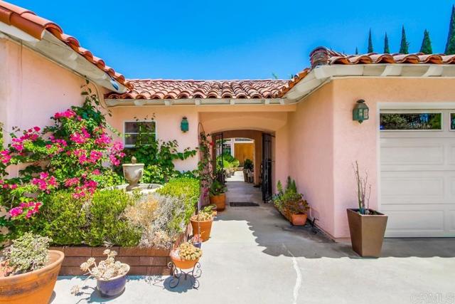 Detail Gallery Image 1 of 1 For 2011 Green Canyon Rd, Fallbrook,  CA 92028 - 4 Beds | 2/1 Baths