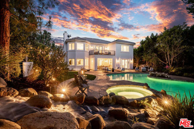 11797 CHAPARAL Street, Los Angeles CA: https://media.crmls.org/mediaz/857a7534-cedf-49dd-8a16-09f00db6db8a.jpg