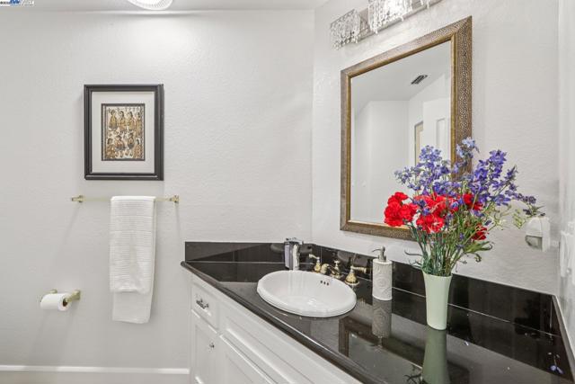 5310 E Lakeshore, San Ramon CA: https://media.crmls.org/mediaz/857bbdb7-1a13-4d69-ba5a-7f74853ba5cd.jpg