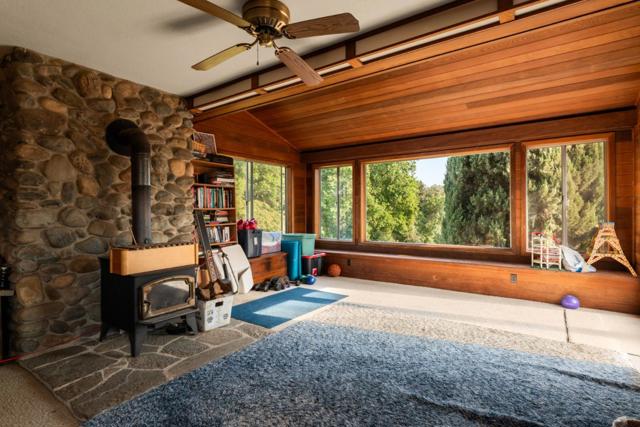 7555 Merced Falls Road, Snelling CA: https://media.crmls.org/mediaz/857ee191-040a-4893-8275-fec8de29b9ab.jpg