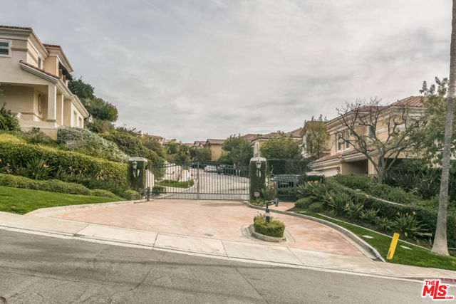 Drew Fenton | 16780 Calle De Marisa Pacific Palisades CA | MLS: 7058460