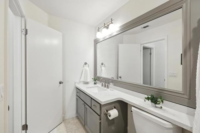 9345 Ivydale Circle, Elk Grove CA: https://media.crmls.org/mediaz/857f26f3-ab8e-4ab1-ad67-24c55f8c1cd9.jpg