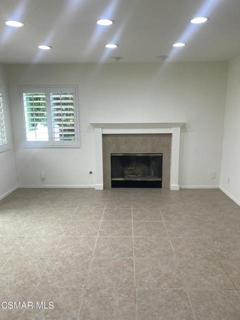 4540 Road Mill Valley Road, Moorpark CA: https://media.crmls.org/mediaz/857f5a46-37e1-4ecb-8f35-241c730ba91d.jpg