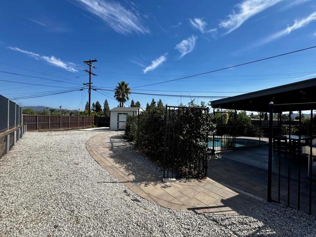 1131 Mary St, El Cajon CA: https://media.crmls.org/mediaz/858032dc-ffe5-47b0-88d0-78c18d40bbf6.jpg