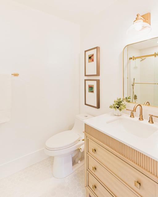 3951 Atascadero Drive, San Diego CA: https://media.crmls.org/mediaz/85806484-2e11-4ba5-b770-60691401b172.jpg