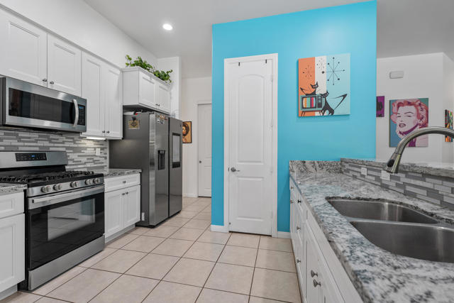 Image 16 of 41 For 68810 Hermosillo Road