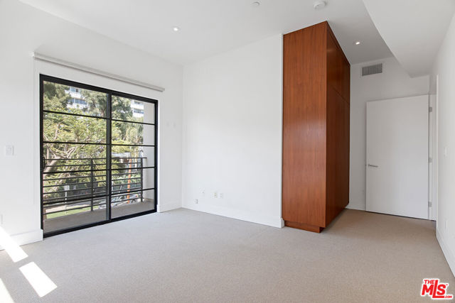 8788 Shoreham Drive, West Hollywood CA: https://media.crmls.org/mediaz/858203b7-2c24-4fbb-ab02-09c4e1aafe5c.jpg