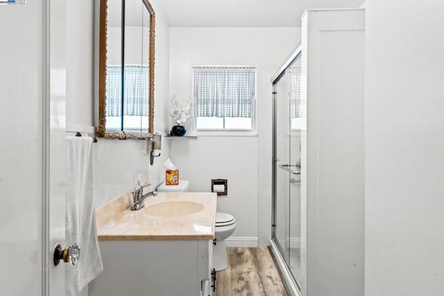 18289 Meekland Ave, Hayward CA: https://media.crmls.org/mediaz/85826888-99d4-4229-a280-77937ca39a9a.jpg