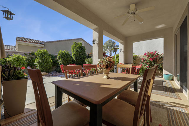 81025 Avenida Lorena, Indio CA: https://media.crmls.org/mediaz/8582860f-cb2b-4299-bb3f-5020200222c6.jpg