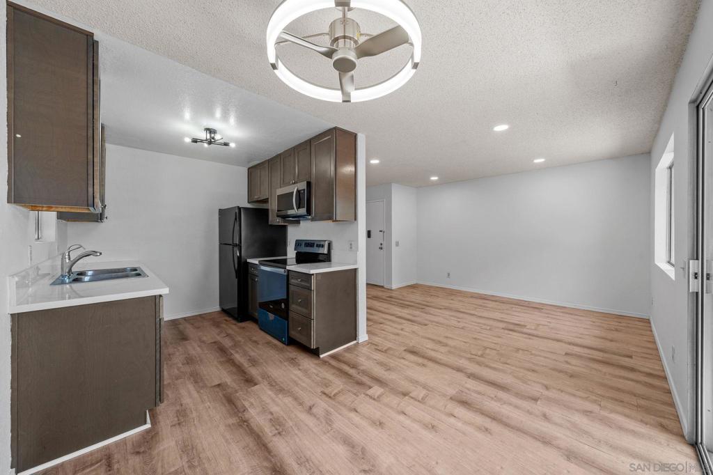 11175 Kelowna Rd - photo 9