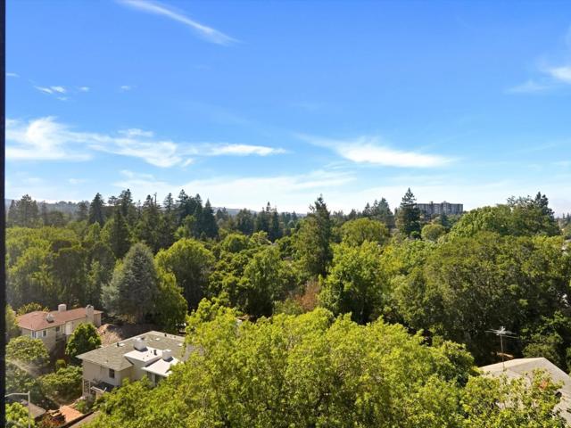 40 W 3rd Avenue, San Mateo CA: https://media.crmls.org/mediaz/85831e21-955b-4be7-9a51-6fb5fcb9c373.jpg