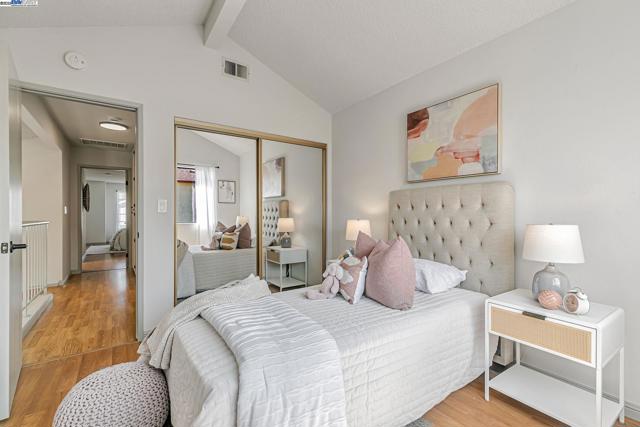 4772 Mendocino Ter, Fremont CA: https://media.crmls.org/mediaz/85834019-2294-4d4d-971c-fa8042f1d555.jpg