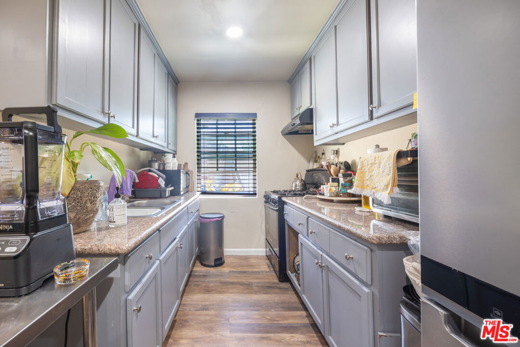 MLS #25570667 img 12