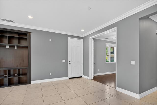Image 15 of 37 For 42921 Avenida Amistad