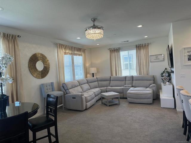 1390 SANTA VICTORIA Rd, Chula Vista CA: https://media.crmls.org/mediaz/85867bb3-84cb-4d53-a630-1c353b0f614e.jpg