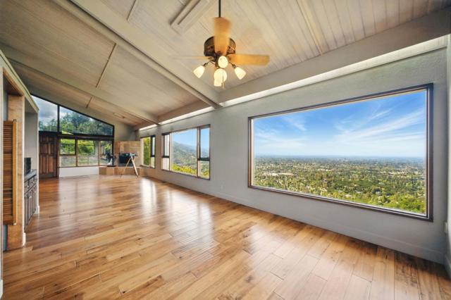 16190 Maya Way, Los Gatos CA: https://media.crmls.org/mediaz/8586d7be-d90a-4a64-9b7e-f8c4888b69d8.jpg