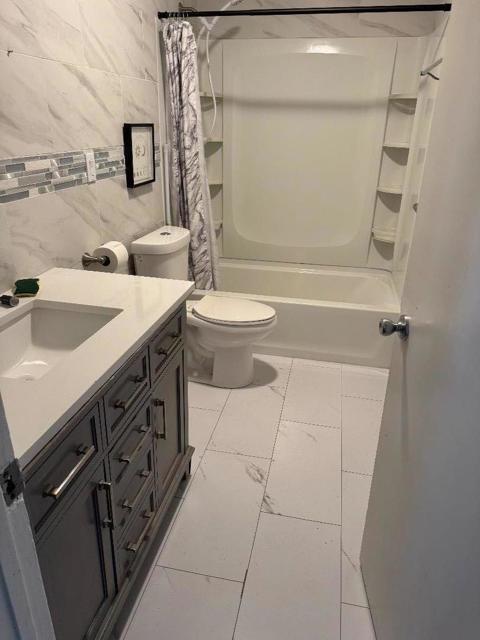 1059 Nevada Avenue, Oroville CA: https://media.crmls.org/mediaz/8586f0a6-c2a8-44c7-a0b4-e390b0740c37.jpg