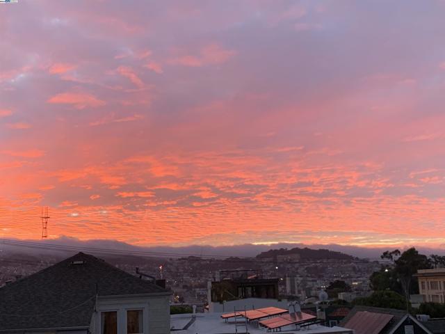 450 San Bruno Ave, San Francisco CA: https://media.crmls.org/mediaz/8587034d-ce5d-4fa8-a21d-e2682ea59c6c.jpg