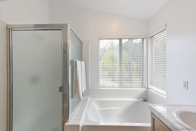 11927 Dapple Way, San Diego CA: https://media.crmls.org/mediaz/8587d49f-c6ff-486f-ad3c-6cbd06690b84.jpg