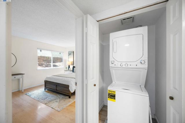 21228 Gary Dr, Hayward CA: https://media.crmls.org/mediaz/858903c4-d2cf-48ad-a774-975da6811da4.jpg