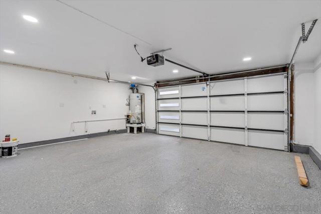 3161 Skipper St, San Diego CA: https://media.crmls.org/mediaz/8589eb3b-b4fd-47f6-9baf-d024b236f0e5.jpg