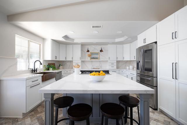 23637 Barrego Way, Ramona CA: https://media.crmls.org/mediaz/858a8a42-ca6c-422d-b69a-8b1b4b3fd5b3.jpg