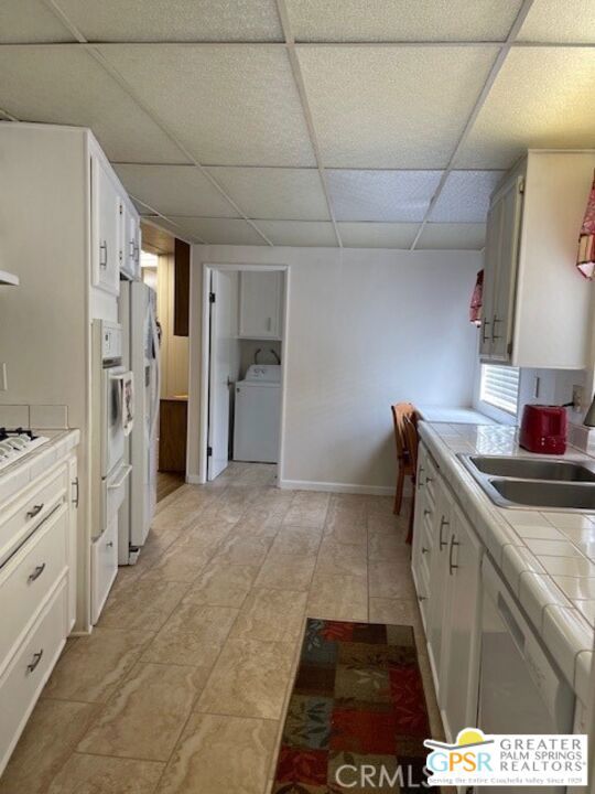 1273 Basswood Way, Hemet CA: https://media.crmls.org/mediaz/858bbdc7-ab8e-45fd-ae01-c0f0e680ef81.jpg