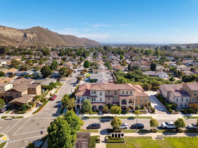 190 Chickasaw Street, Ventura CA: https://media.crmls.org/mediaz/858bda5d-5dec-4fda-bf98-2c0e089f2c13.jpg