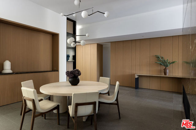 1616 Rising Glen Road, Los Angeles CA: https://media.crmls.org/mediaz/858c05a8-9957-4a33-8edb-a06c77c3a531.jpg