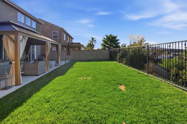 1332 Carneros Valley st, Chula Vista CA: https://media.crmls.org/mediaz/858d88b4-497b-4a88-8164-d2e779a5e097.jpg