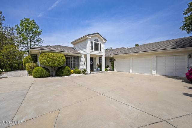 1662 E Janss Road, Thousand Oaks CA: https://media.crmls.org/mediaz/858e3d30-47e8-40d5-9840-ba7db4fc7c52.jpg