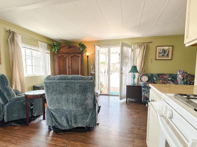 1146 Birch Avenue, Seaside CA: https://media.crmls.org/mediaz/858e6da4-a6d8-4e49-a8f1-9beae85cf6c2.jpg