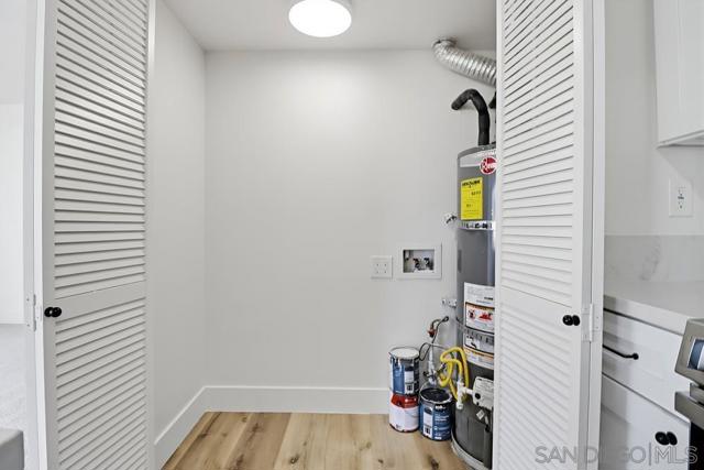 742 Eastshore Ter, Chula Vista CA: https://media.crmls.org/mediaz/858e7a63-8c23-472d-97e7-1d6a572cc67f.jpg