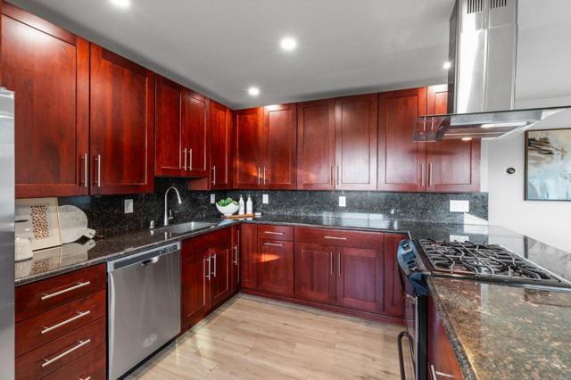 162 Coronado Avenue, San Carlos CA: https://media.crmls.org/mediaz/85900d69-e665-4355-abbd-951e15e5cfcf.jpg