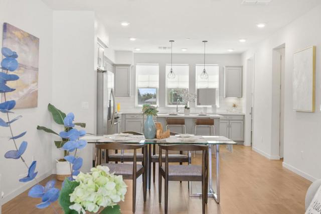 810 Gridley Terrace, Sunnyvale CA: https://media.crmls.org/mediaz/859060db-de1a-4ac4-a429-31a6446a169d.jpg