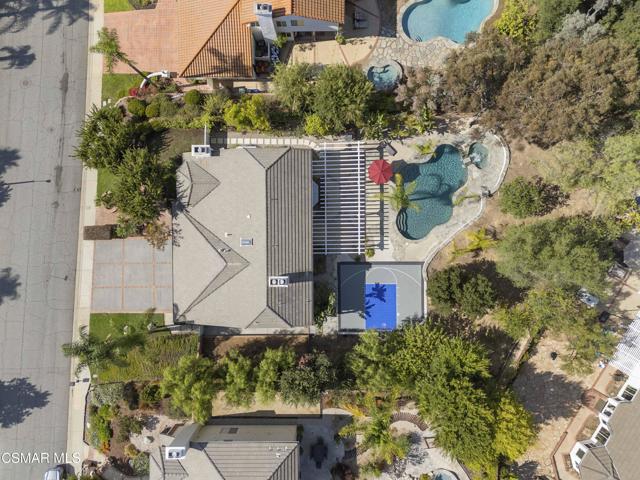 Image 63 of 70 For 5475 Bromely Drive